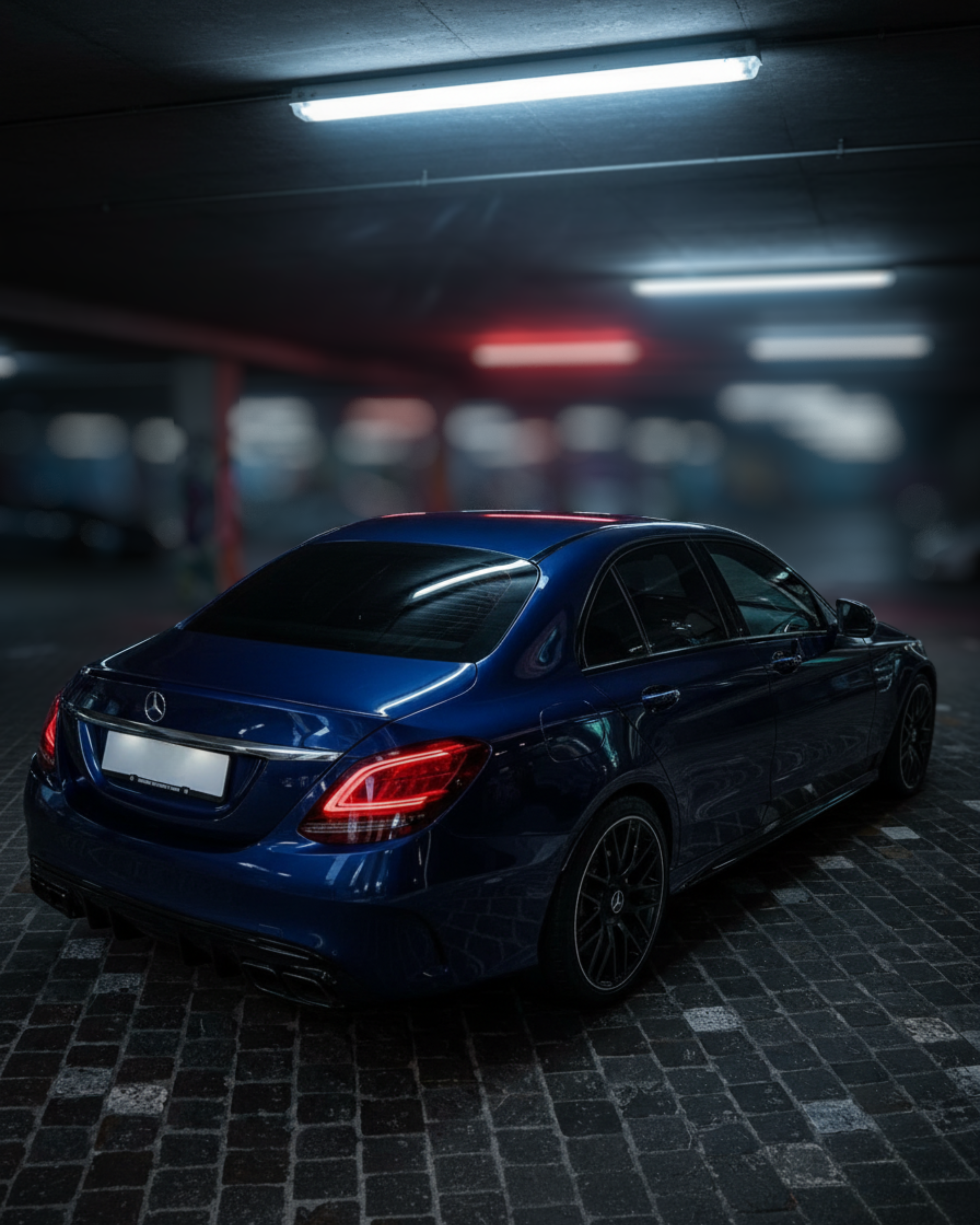 MERCEDES BENZ C63 AMG